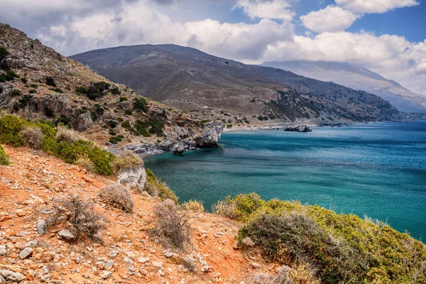 Spiaggia di Preveli con parco delle Palme sull'isola di Creta, Grecia . — Foto Stock