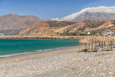 Girit kumsalda güzel: Chania bölge Crete Island, Yunanistan