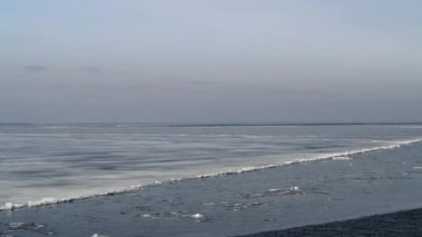 Vyshgorod, Ukrayna Kiev denizde baharın ilk gün yakın: