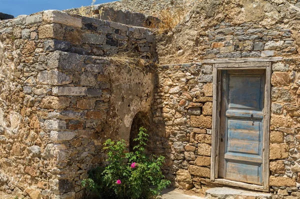 Spinalonga ilha arquitetura em Elounda baía de Creta ilha na Grécia — Fotografia de Stock