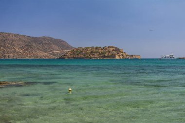 Yunanistan'ın Girit adasının Elounda körfezinde Spinalonga adası