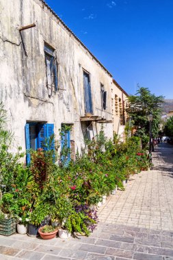Paleochora sokakları ve Girit adasında bina, Yunanistan