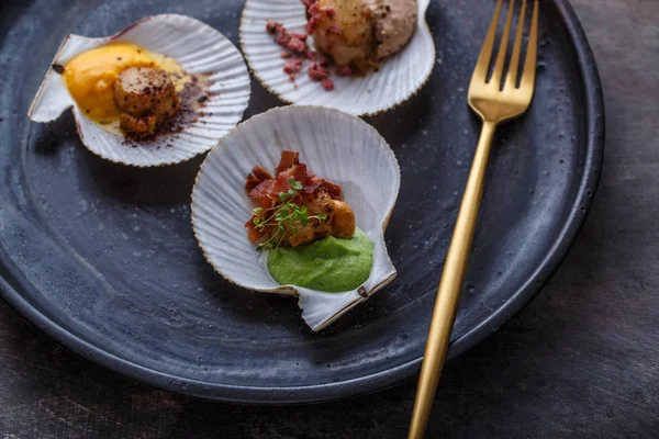 Püre, görünümü Kapat, restoran yemek ile ızgara tarak shell