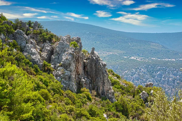 Yunanistan 'da yüksek dağ zirvesi, üst manzara — Stok fotoğraf