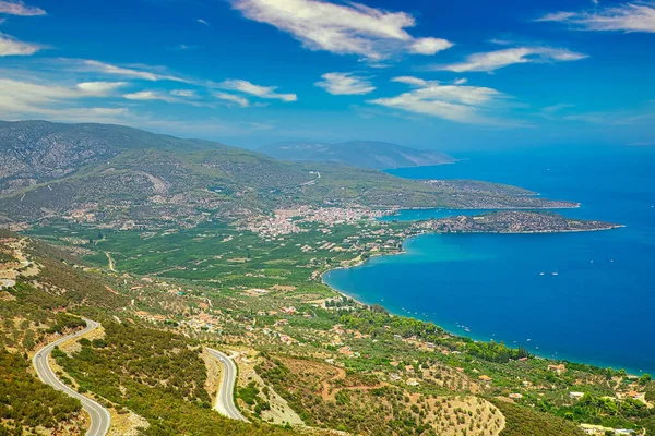Krásný panoramatický výhled na řecké pobřeží na Peloponessosu — Stock fotografie