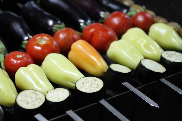 Vegetable Barbecue Skewers Frying Grill Brazier Closeup — Stock Photo, Image