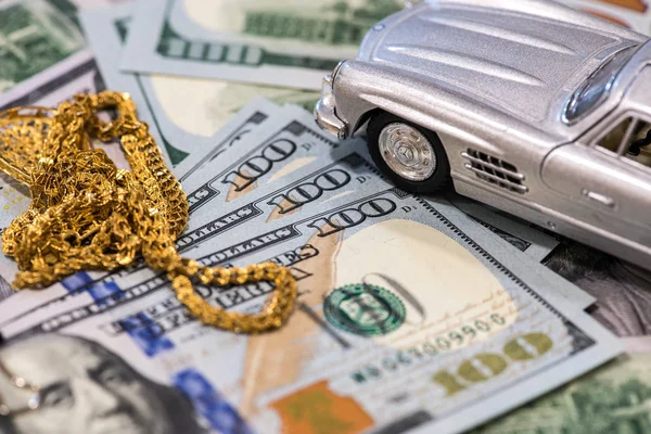 100 doları notlar yakın çekim