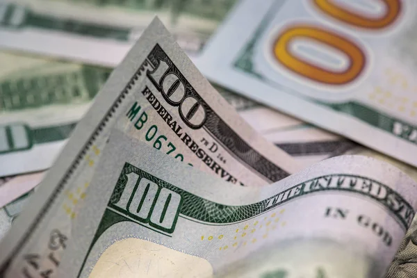 100 doları notlar yakın çekim