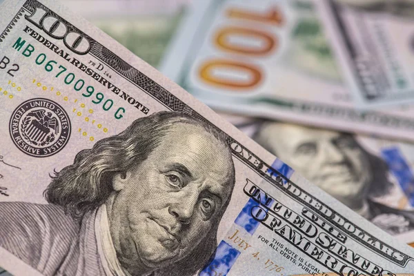 100 doları notlar yakın çekim
