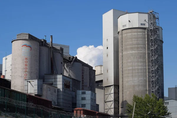 Novorossiysk Rusland Juli 2018 Een Grote Cementfabriek Verkhnebakansky Cementfabriek — Stockfoto