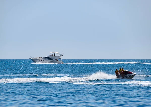 Novorossiysk Rusia Agosto 2018 Transporte Motor Mar Cortador Hidrosculador Barco — Foto de Stock