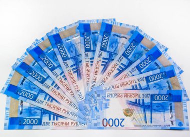 Rus parası banknotların nominal değeri iki bin. Rusya'nın bankanın yeni bilet. Rus parası