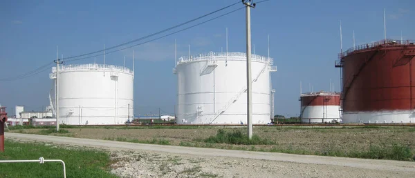 Tank Vertical Steel Capacities Storage Oil Gasoline Kerosene Diesel Other — Stock Photo, Image