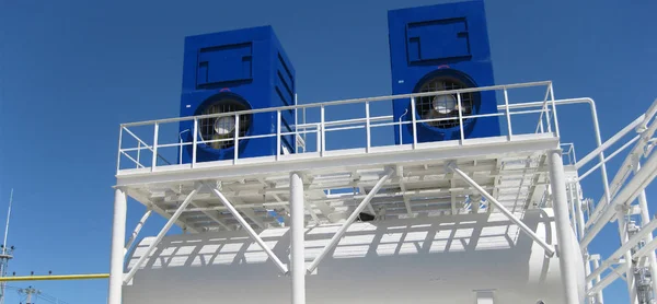 Water Cooling Tower Equipment Primary Oil Refining — Stock Photo, Image