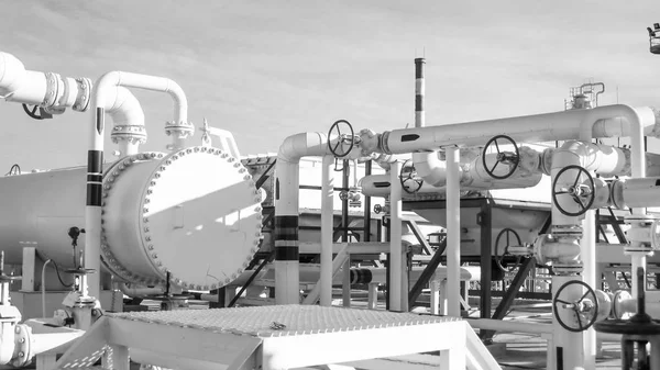 Wärmetauscher Einer Raffinerie Die Ausrüstung Für Die Ölraffination — Stockfoto
