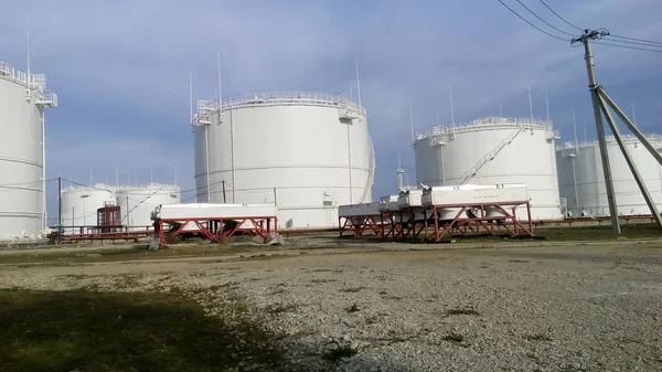 Réservoirs Stockage Produits Pétroliers Raffinerie Équipement — Photo