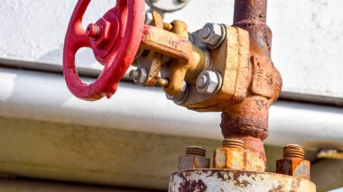 Kapama vanaları yüksek basınçlı ekipman akışı. Petrol donanımı.