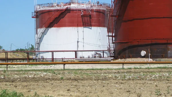 Tanques Almacenamiento Productos Petrolíferos Refinería Equipos — Foto de Stock