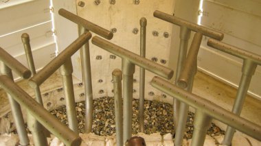 Meşale sisteminde kapalı tip bir gaz halkası, görünüş. Meşaleyle kaplanmış bir asbest..