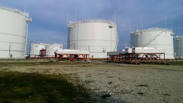 Petrol Ürünleri Depolama Tankları Ekipman Rafineri — Stok fotoğraf