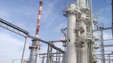 Damıtma sütunları ve Isıtma fırını