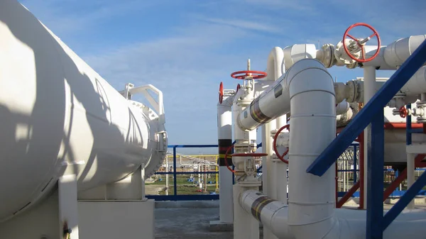 Intercambiadores de calor en una refinería — Foto de Stock