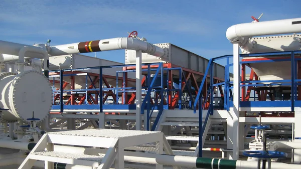 Steel service platform and stairs — Stock Photo, Image