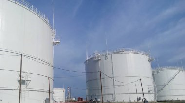 Petrol ürünleri depolama tankları