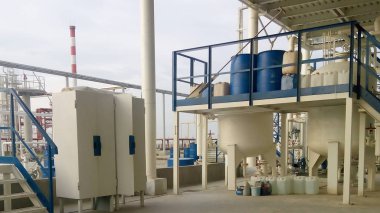 Araç kutusu ve kimyasal dökülen bir Bahçesi