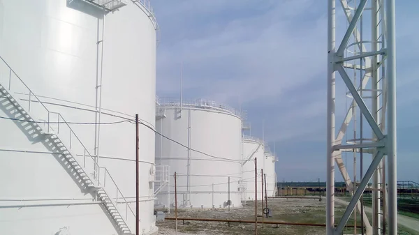 Storage tanks for petroleum products — Stock Photo, Image