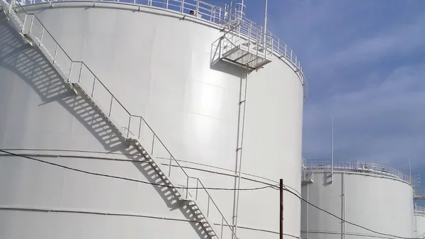 Storage tanks for petroleum products — Stock Photo, Image