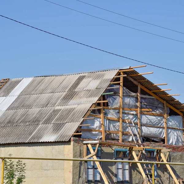 Střecha domu ve výstavbě — Stock fotografie