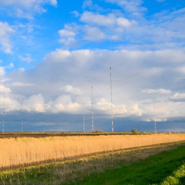 Kule uzun dalga iletişim 