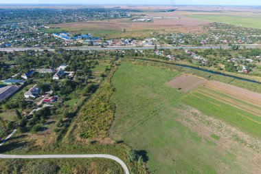 Küçük köyün Üstten Görünüm