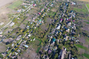 Üstten Görünüm köyün. Evlerin çatıları görebilirsiniz ve
