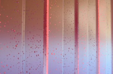 metal profil. Köşegen desen metal profil. Çitler polimer kaplama ile boyalı galvanizli demirden.