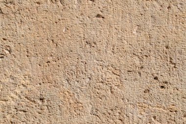 İşlenmiş antik mermer blok dokusu. Antik aletlerin izleri
