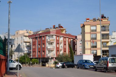 Antalya'nın uyku alanı, mahallelerde düşük katlı inşaat.