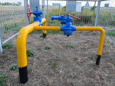 Mandal yeraltı gaz boru hattı üzerinde