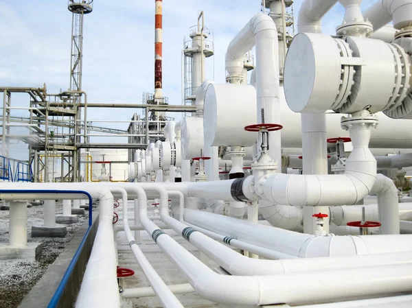 Bir rafineri Isı değiştiriciler