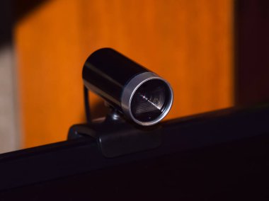 Monitöre bağlı web kameranız