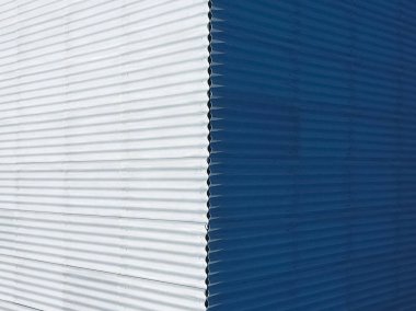 Evin kayrak çatı üstten görünüm. Malzeme çatı kayrak