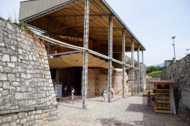 Demre'deki Aziz Nikolaos Kilisesi, dışarıdan manzara.