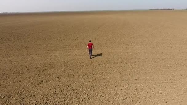 Adam Sahada Koşuyor Açık Alanda Koşuyor — Stok video