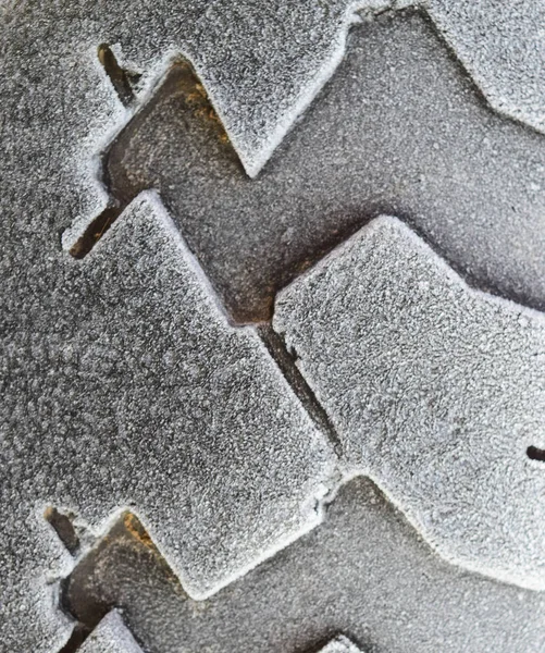 Hoarfrost en una rueda de goma —  Fotos de Stock