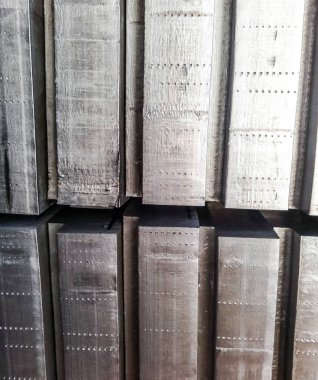 Alüminyum külçeler. İhracat için alüminyum nakli