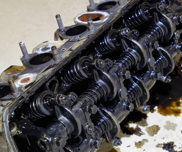 Silindir bloğu başkanı. Başkanı silindir blok