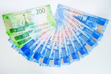 Rus yeni mezhep 2000 ve 200 ruble. Rus banknotlar. Rus Rublesi paradır
