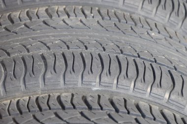 Araba tekerlek lastik desen arka plan. Kauçuk tır