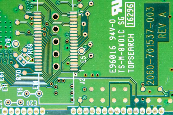 Elektronische Platine mit elektrischen Komponenten. Elektronik von Computergeräten — Stockfoto